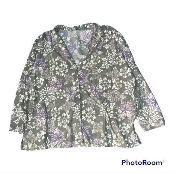 PINK VS- Snowflake Button Up Pajama Top Women’s 2X - Picture 1 of 5